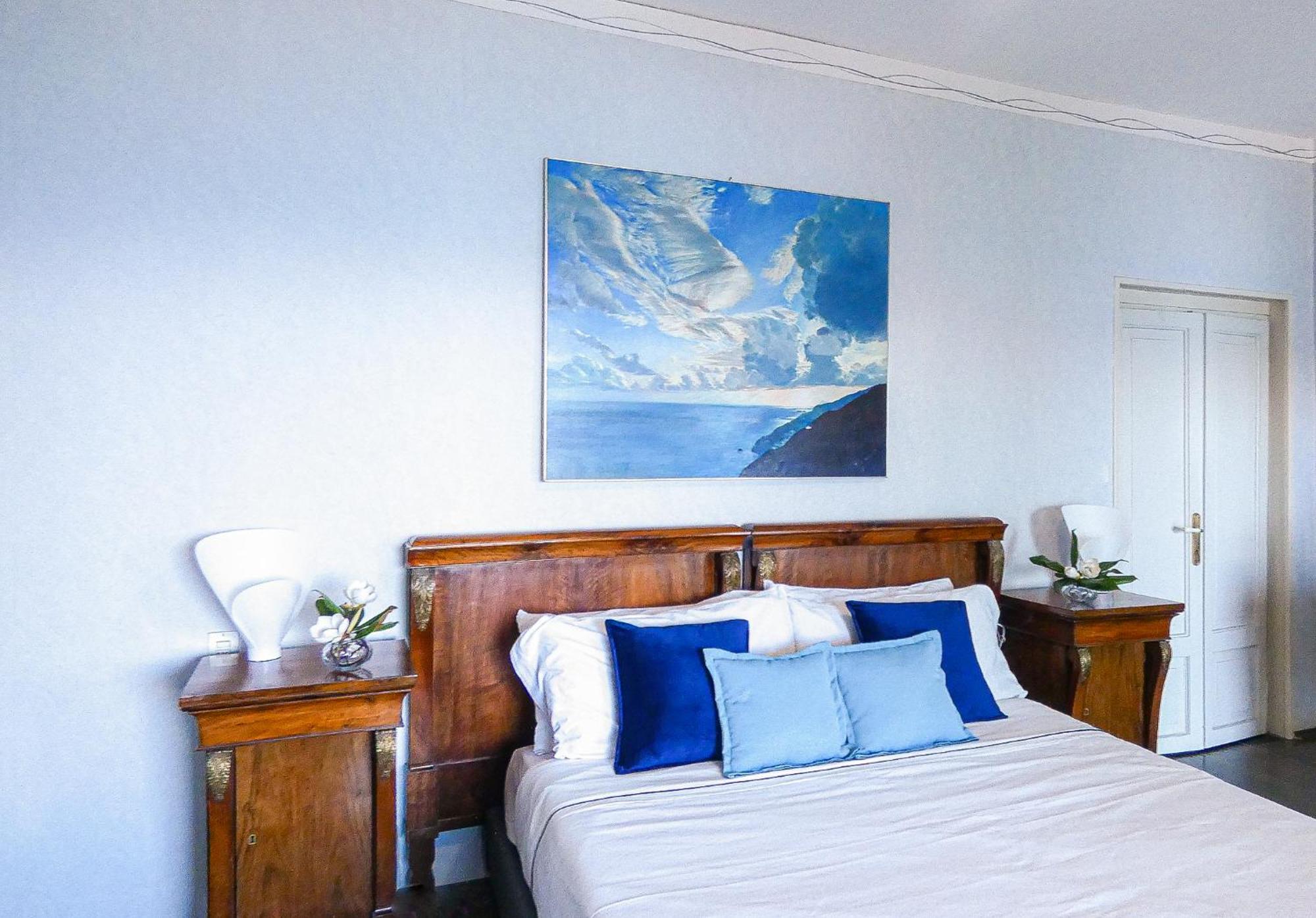 Luxury Lakeside Apartment Right On The Water Salò Eksteriør bilde